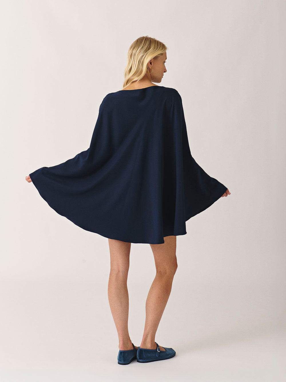 Oversized Silk Cape MILA